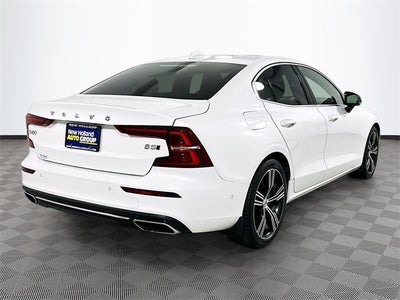 2022 Volvo S60 B5 Inscription