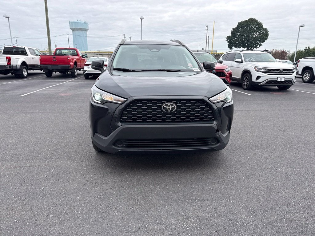 2024 Toyota Corolla Cross LE