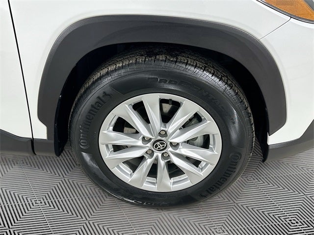 2022 Toyota Corolla Cross LE