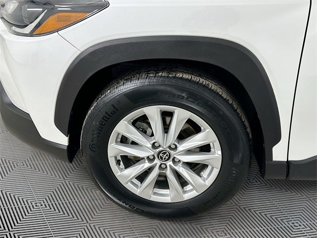 2022 Toyota Corolla Cross LE