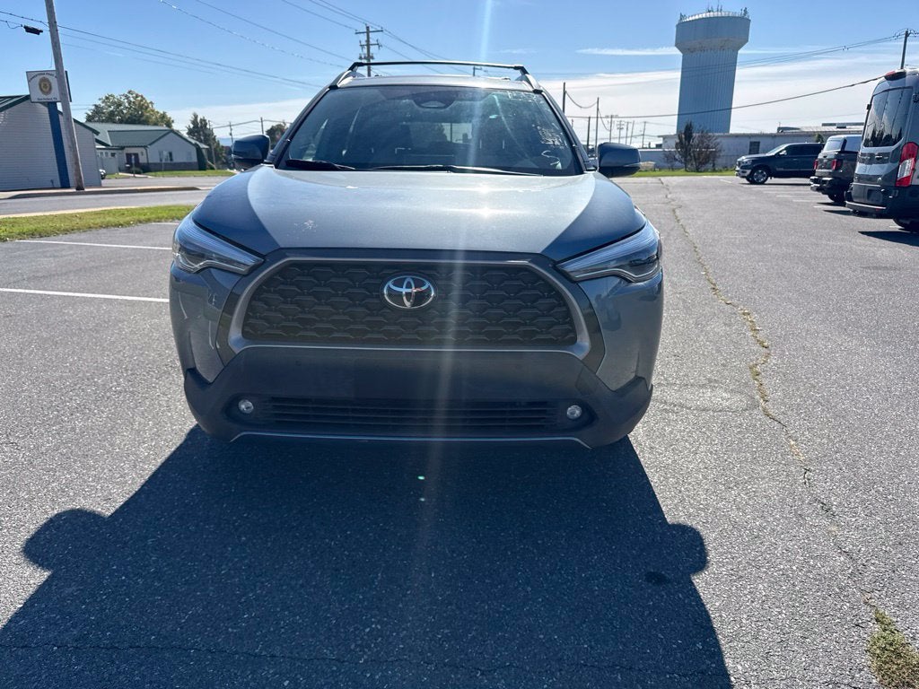 2024 Toyota Corolla Cross XLE