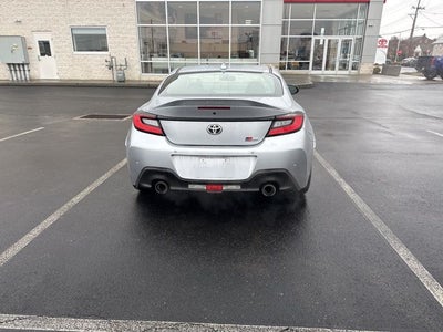 2025 Toyota GR86 Premium