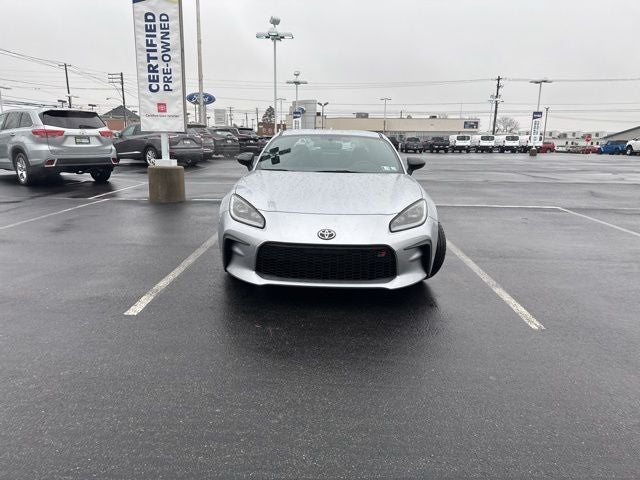 2025 Toyota GR86 Premium