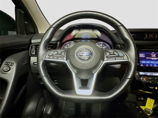 2022 Nissan Rogue Sport SV