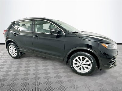2022 Nissan Rogue Sport SV