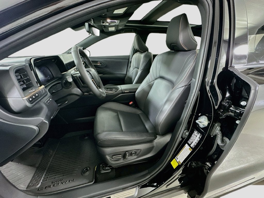 2025 Toyota Crown Signia Limited