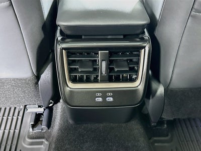 2025 Toyota Crown Signia Limited