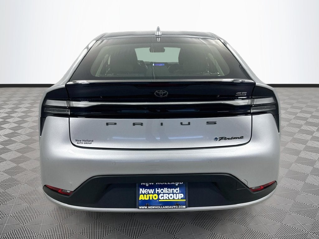 2024 Toyota Prius Prime SE