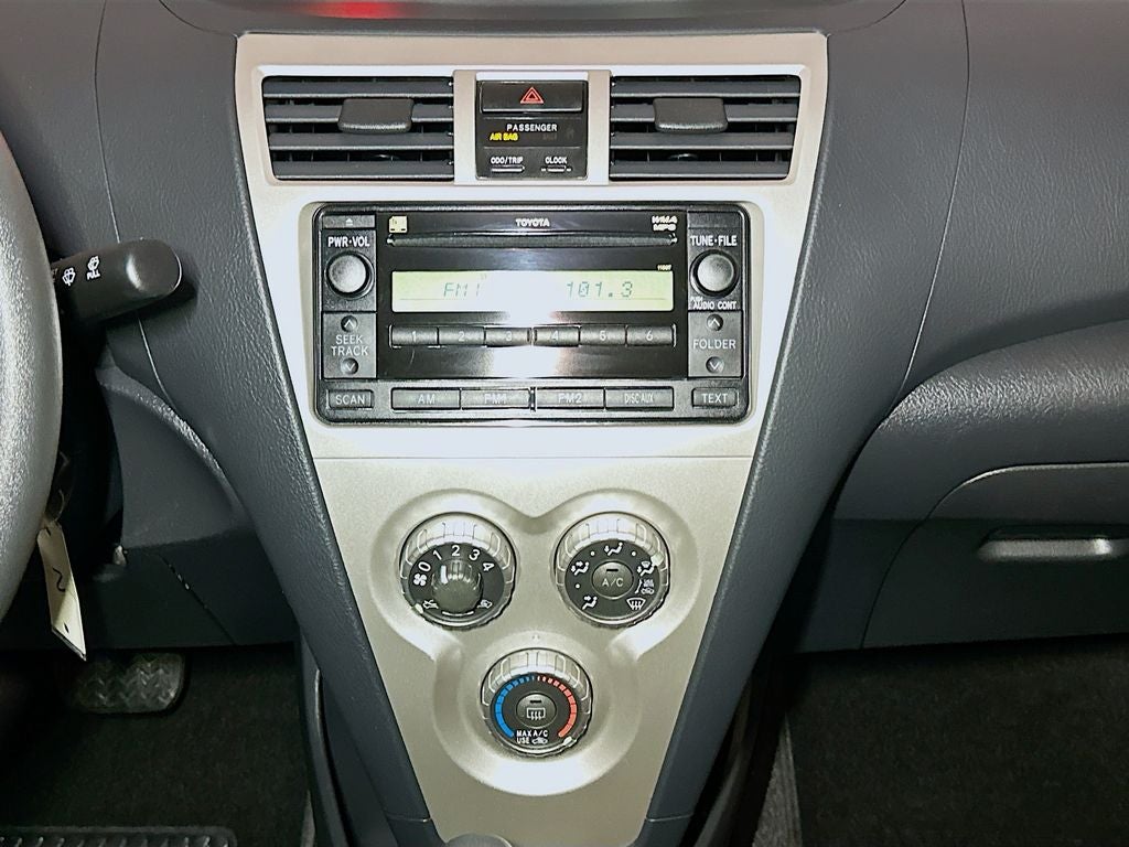 2008 Toyota Yaris Base