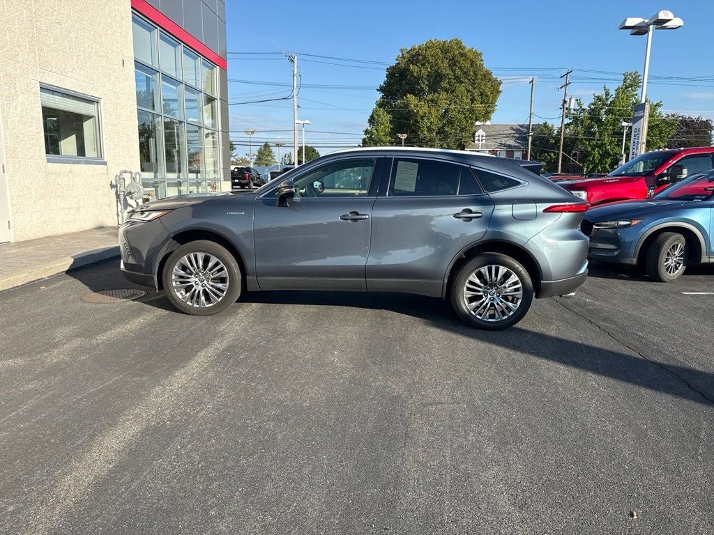 2021 Toyota Venza XLE