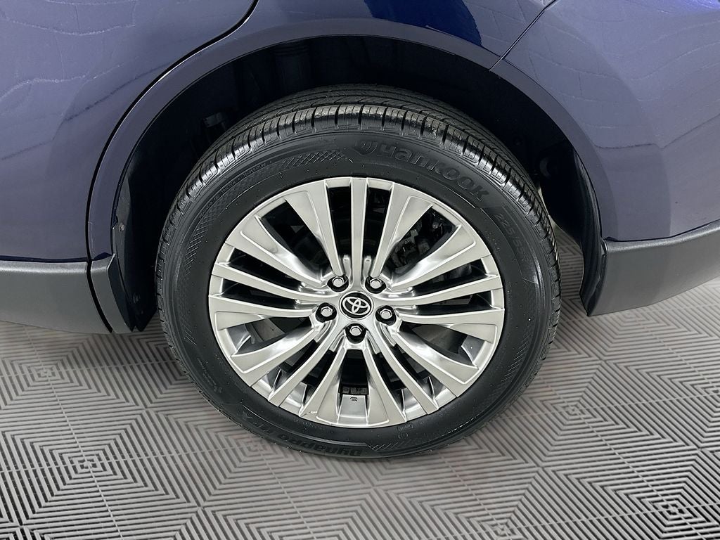 2021 Toyota Venza XLE
