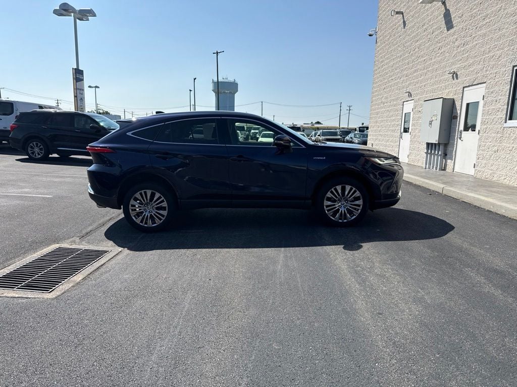 2021 Toyota Venza XLE