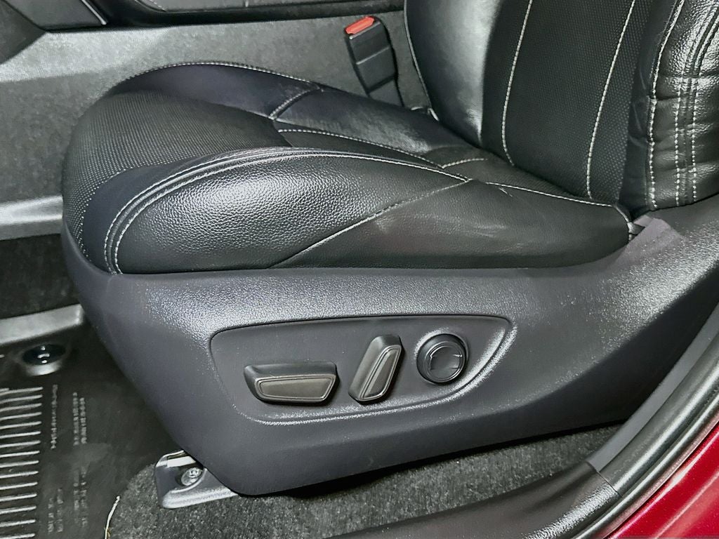 2023 Toyota Venza LE