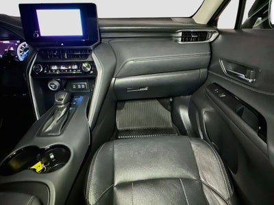 2023 Toyota Venza LE