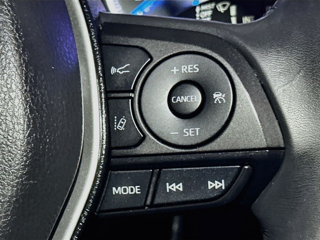 2023 Toyota Venza LE