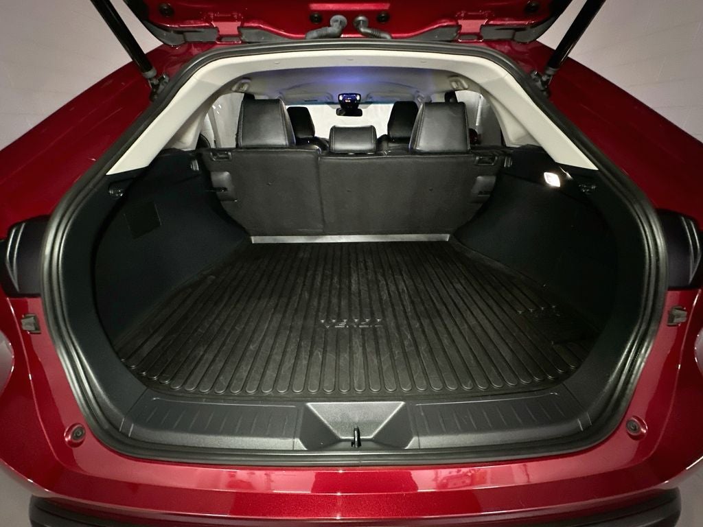 2023 Toyota Venza LE