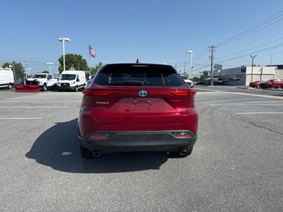 2023 Toyota Venza LE