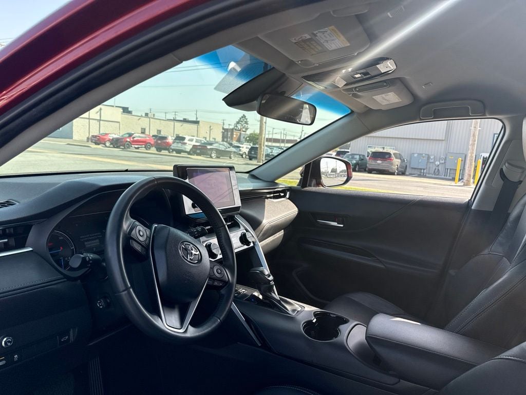 2023 Toyota Venza LE