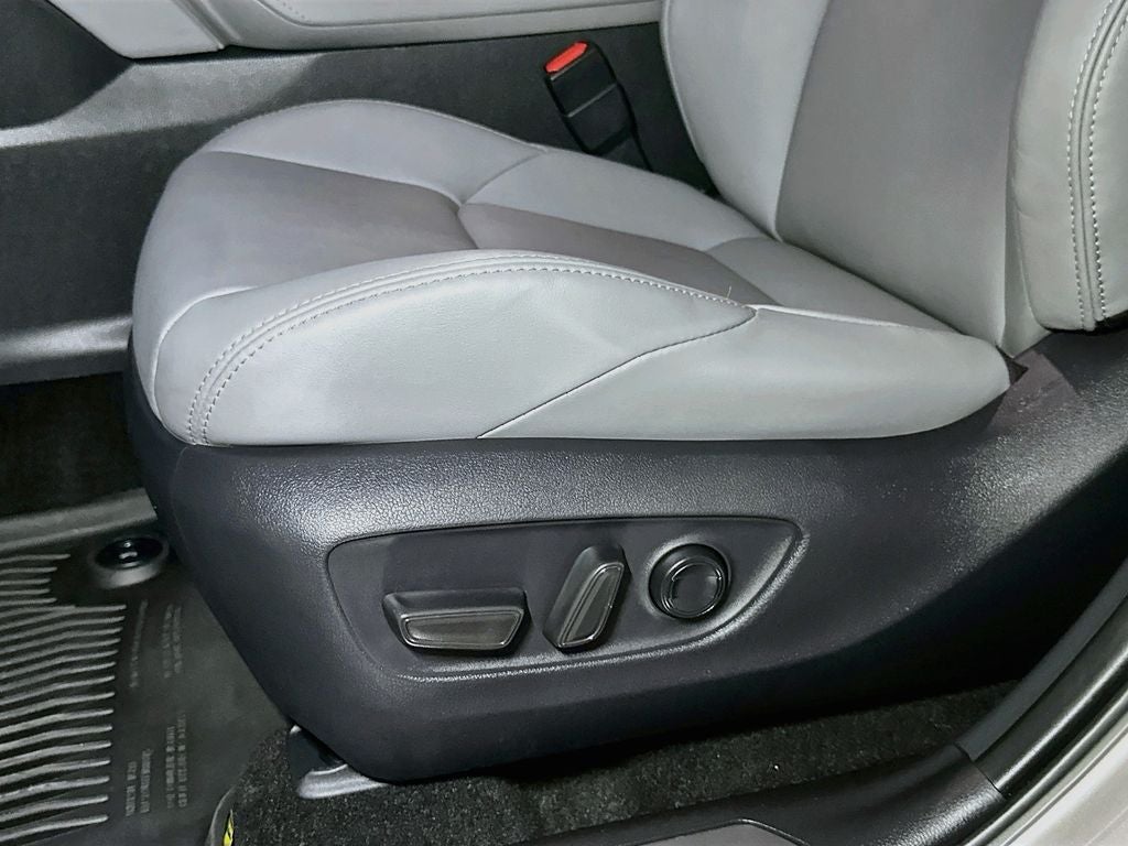 2024 Toyota Venza XLE
