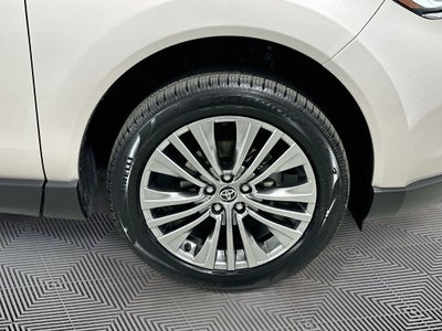 2024 Toyota Venza XLE