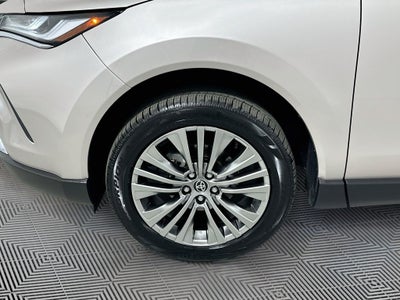 2024 Toyota Venza XLE