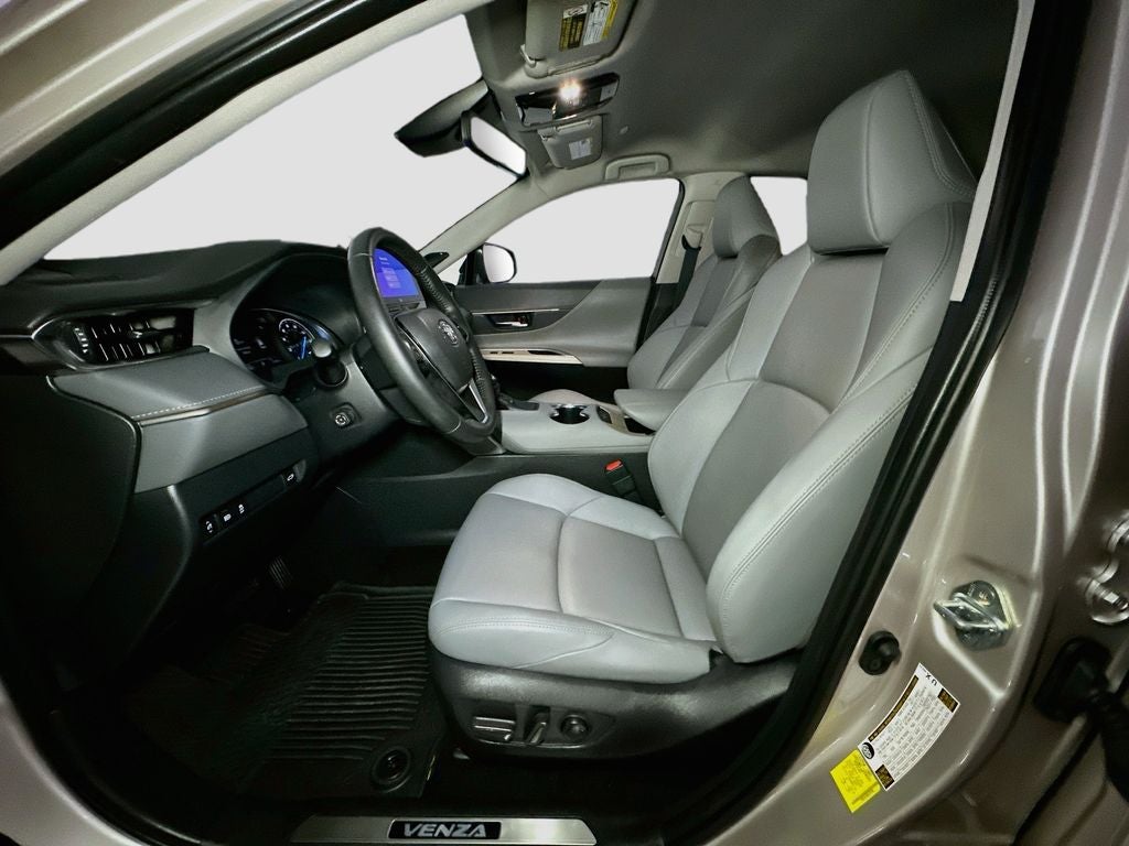 2024 Toyota Venza XLE