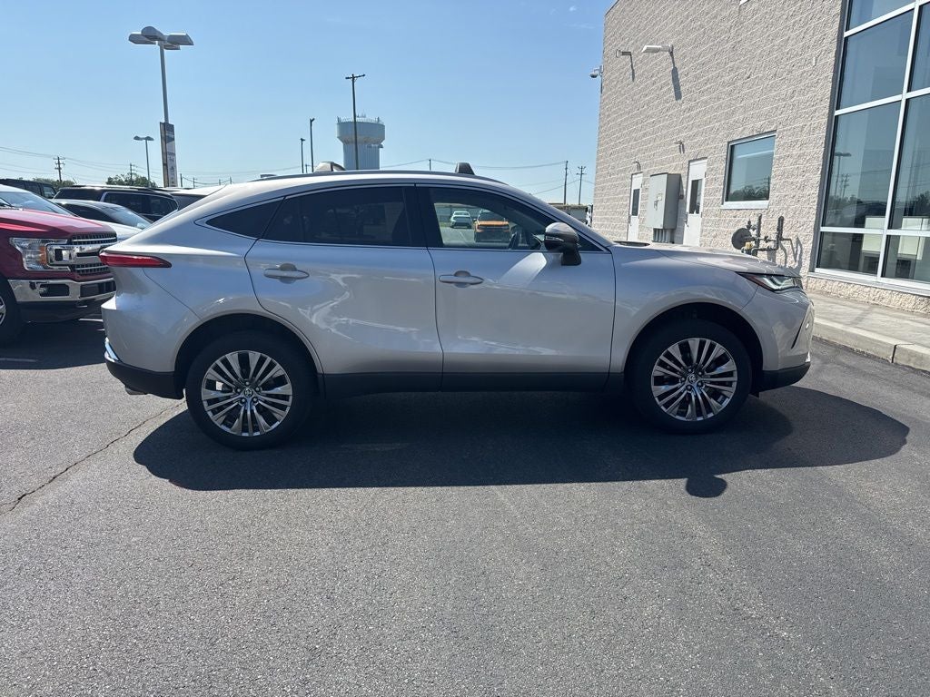 2024 Toyota Venza XLE