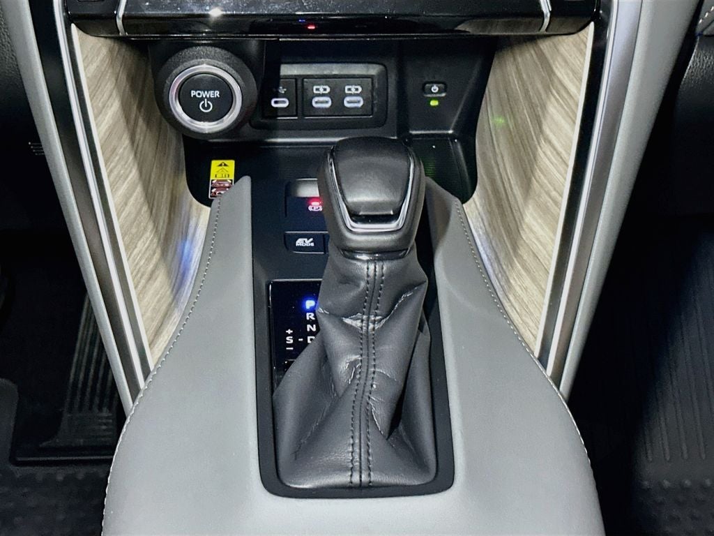 2024 Toyota Venza XLE