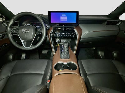 2023 Toyota Venza XLE
