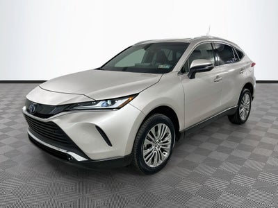 2023 Toyota Venza XLE