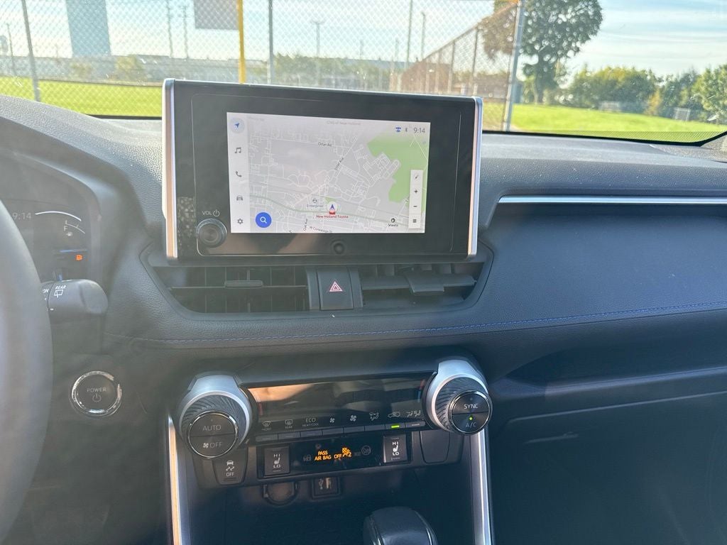2025 Toyota RAV4 Hybrid SE