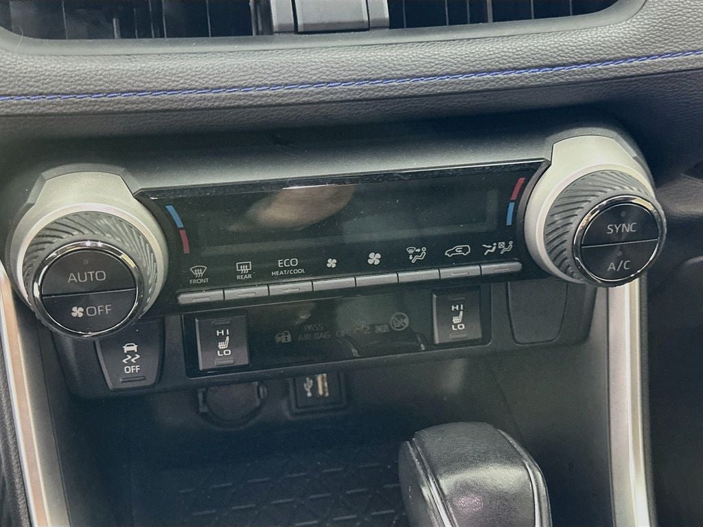 2025 Toyota RAV4 Hybrid SE