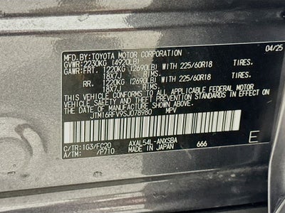 2025 Toyota RAV4 Hybrid SE