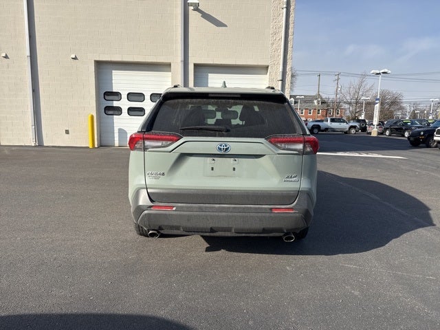 2021 Toyota RAV4 Hybrid XLE Premium