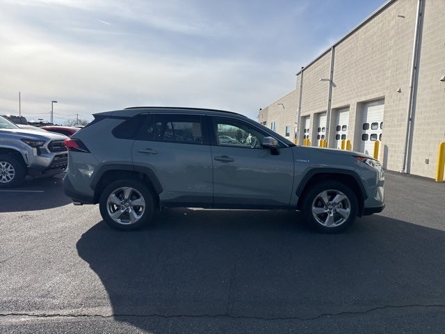 2021 Toyota RAV4 Hybrid XLE Premium