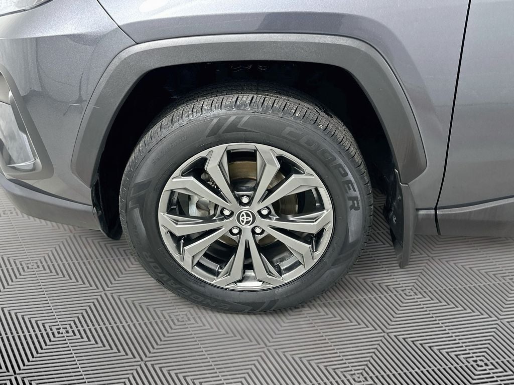 2024 Toyota RAV4 Hybrid XLE Premium