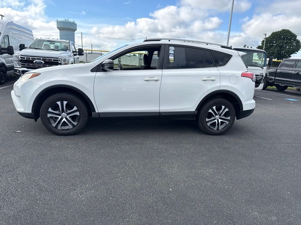 2017 Toyota RAV4 LE