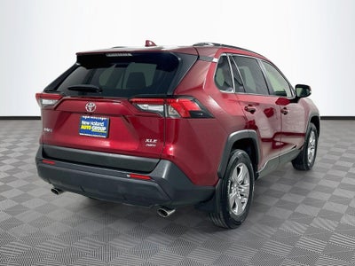 2022 Toyota RAV4 XLE