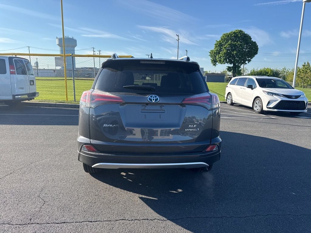 2016 Toyota RAV4 Hybrid XLE