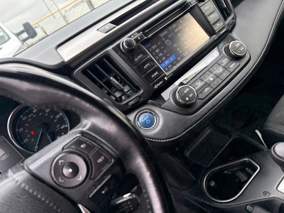 2018 Toyota RAV4 Hybrid XLE
