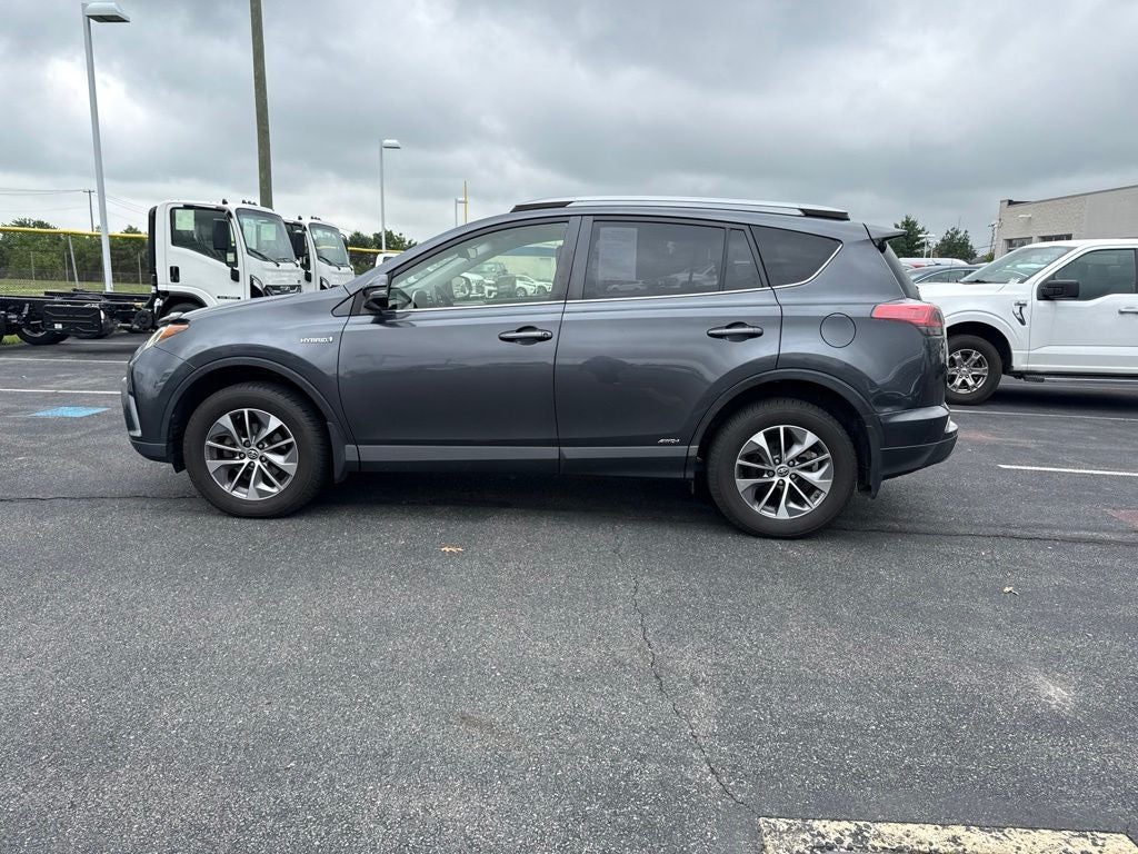 2018 Toyota RAV4 Hybrid XLE