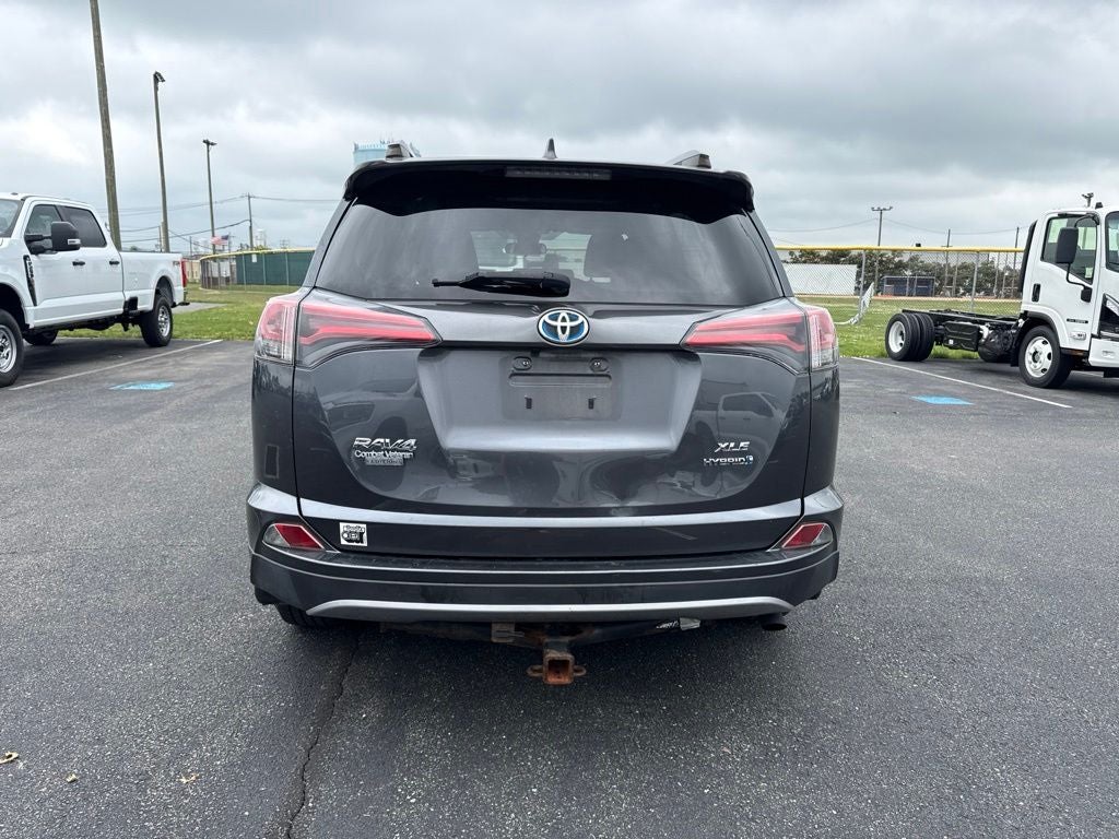 2018 Toyota RAV4 Hybrid XLE