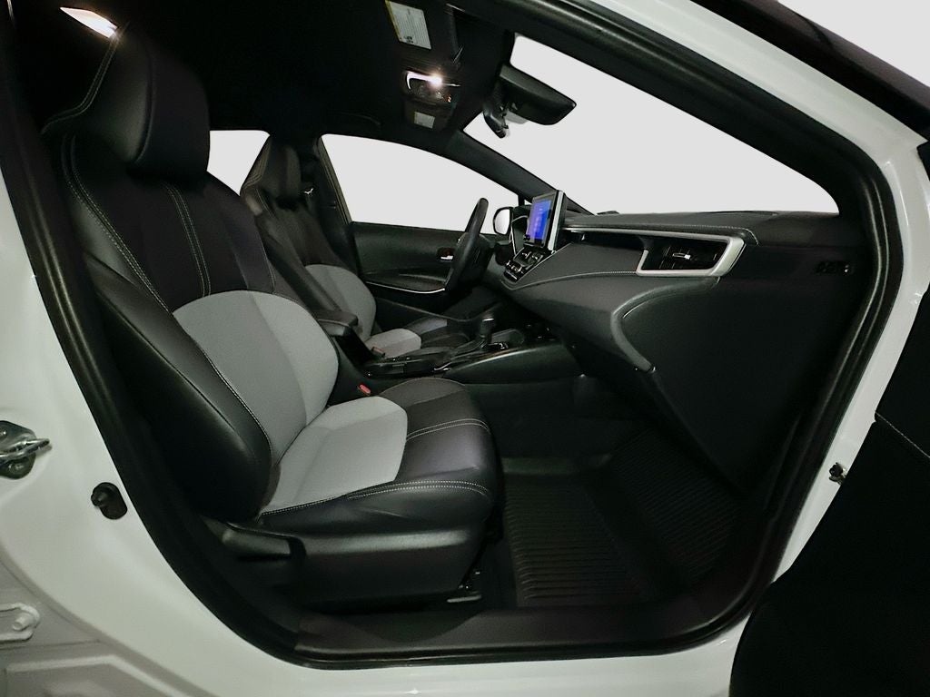 2025 Toyota Corolla Hatchback XSE