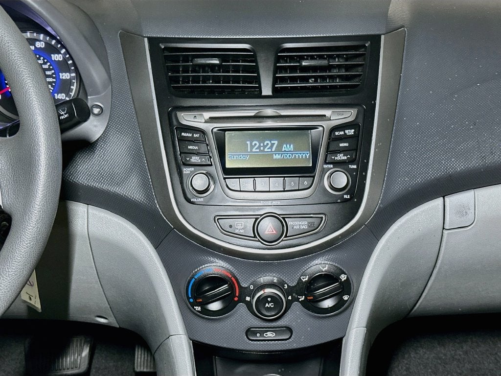 2017 Hyundai Accent SE