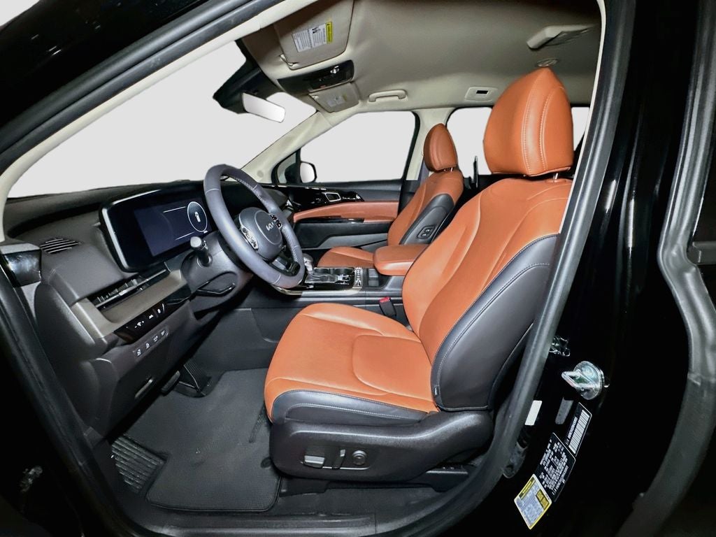2024 Kia Carnival SX