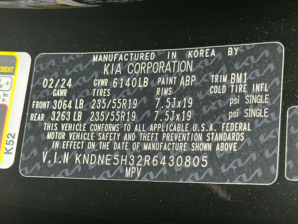 2024 Kia Carnival SX