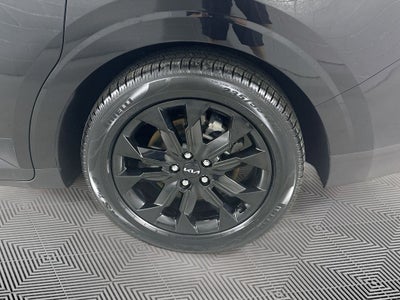 2024 Kia Carnival SX