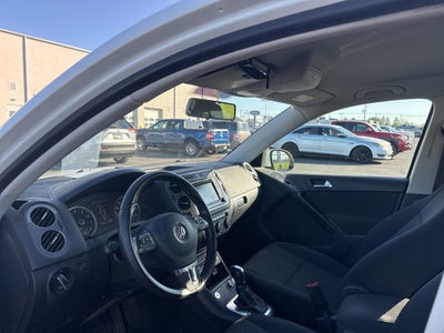 2017 Volkswagen Tiguan Limited 2.0T