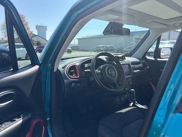 2022 Jeep Renegade Trailhawk