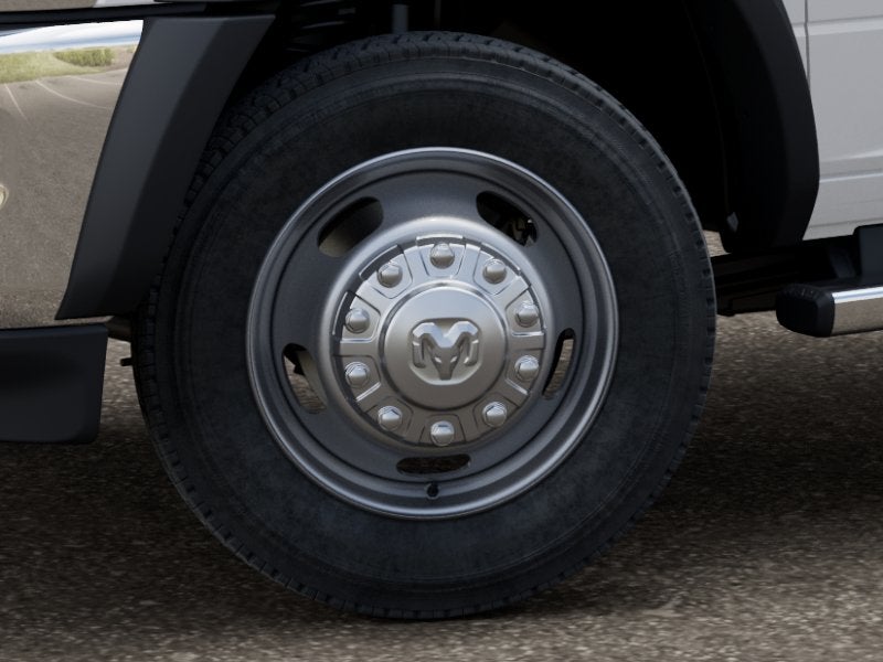 2027 RAM Ram 5500 Chassis Cab RAM 5500 TRADESMAN CHASSIS REGULAR CAB 4X4 84' CA